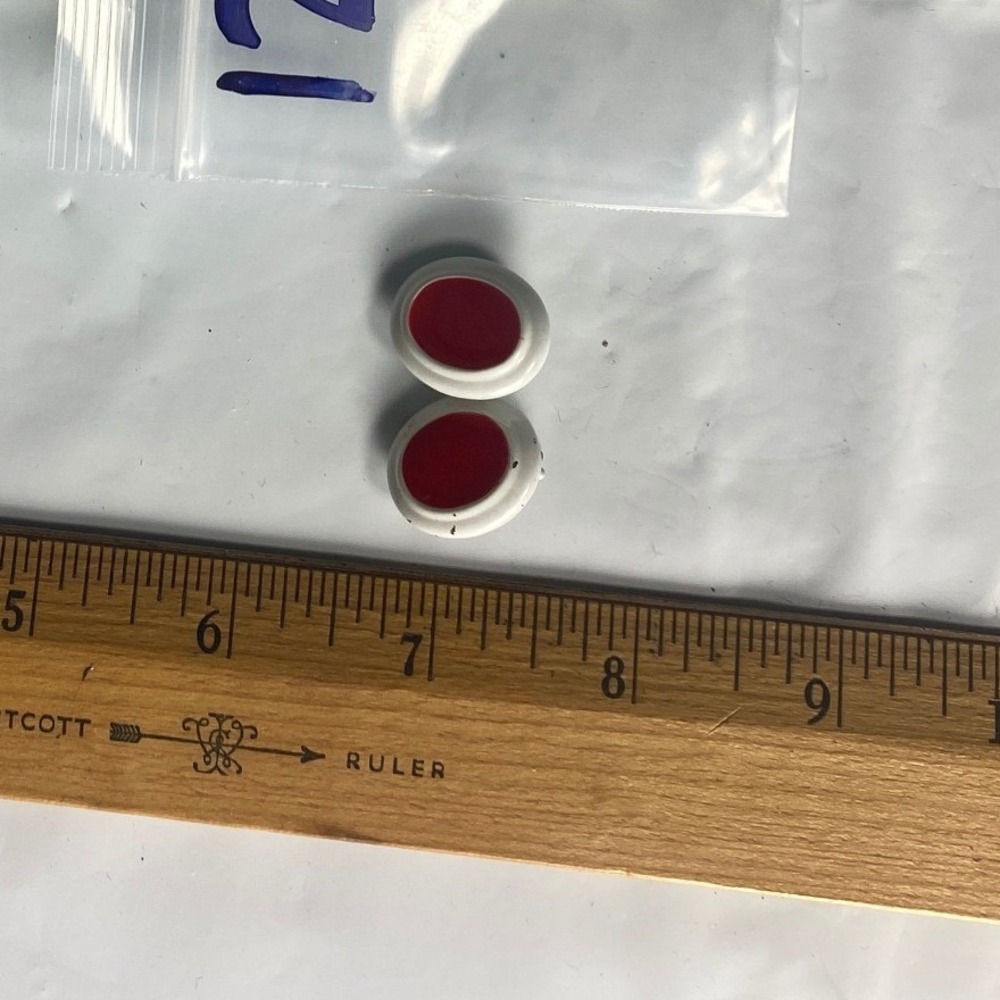 2 Red Oval Buttons Crafting Sewing Replacement‎ Apparel